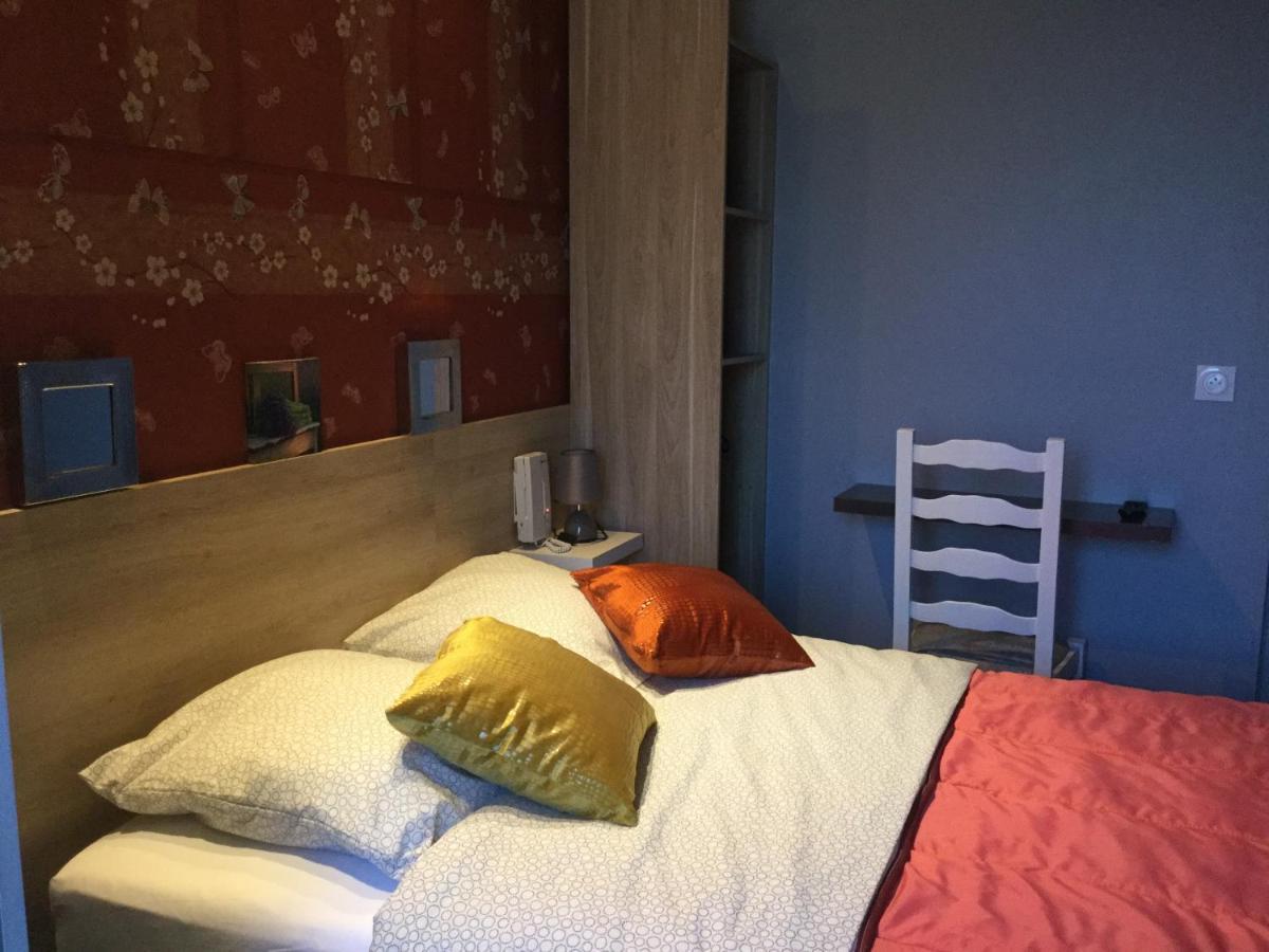 Hotel Le Kamelia Сал Екстериор снимка