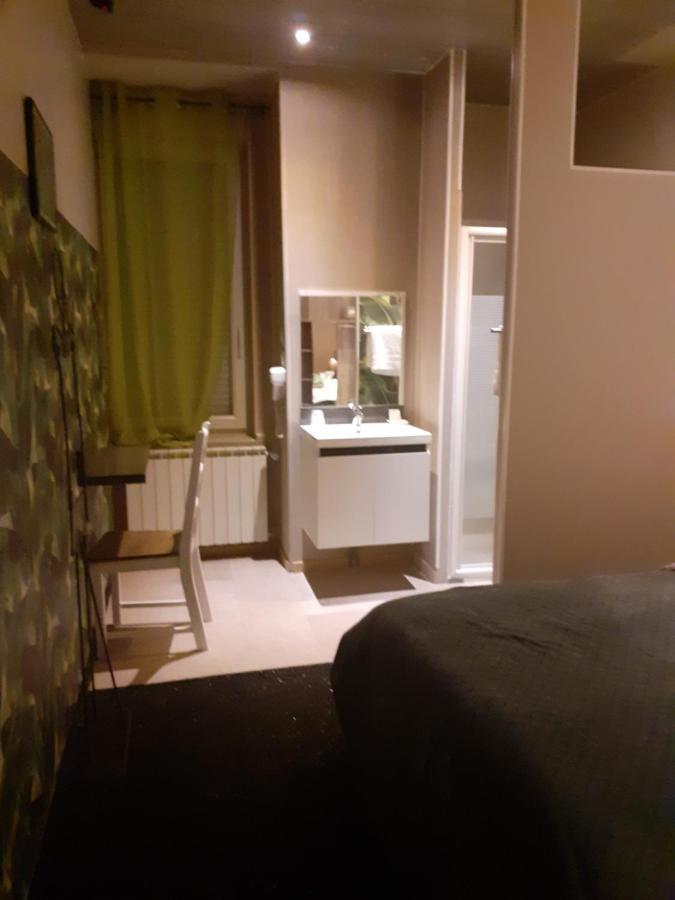 Hotel Le Kamelia Сал Екстериор снимка