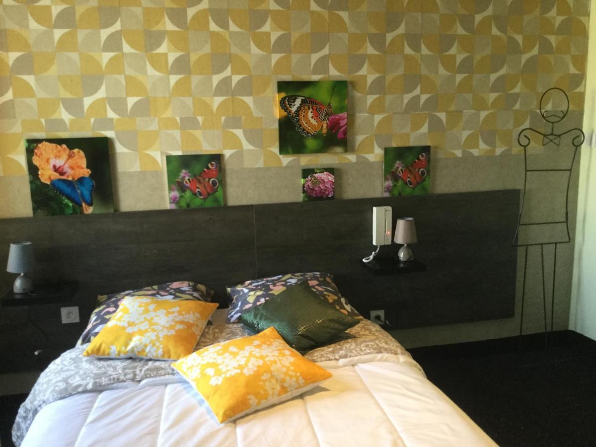 Hotel Le Kamelia Сал Екстериор снимка
